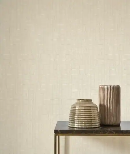 Ambiance salon moderne avec papier peint Capri Casadeco installation professionnelle Montreal